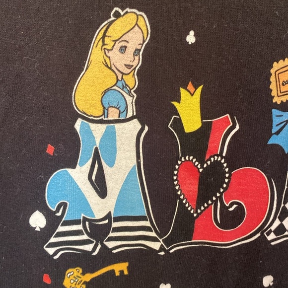 Alice in wonderland shirt - Picture 4 of 7